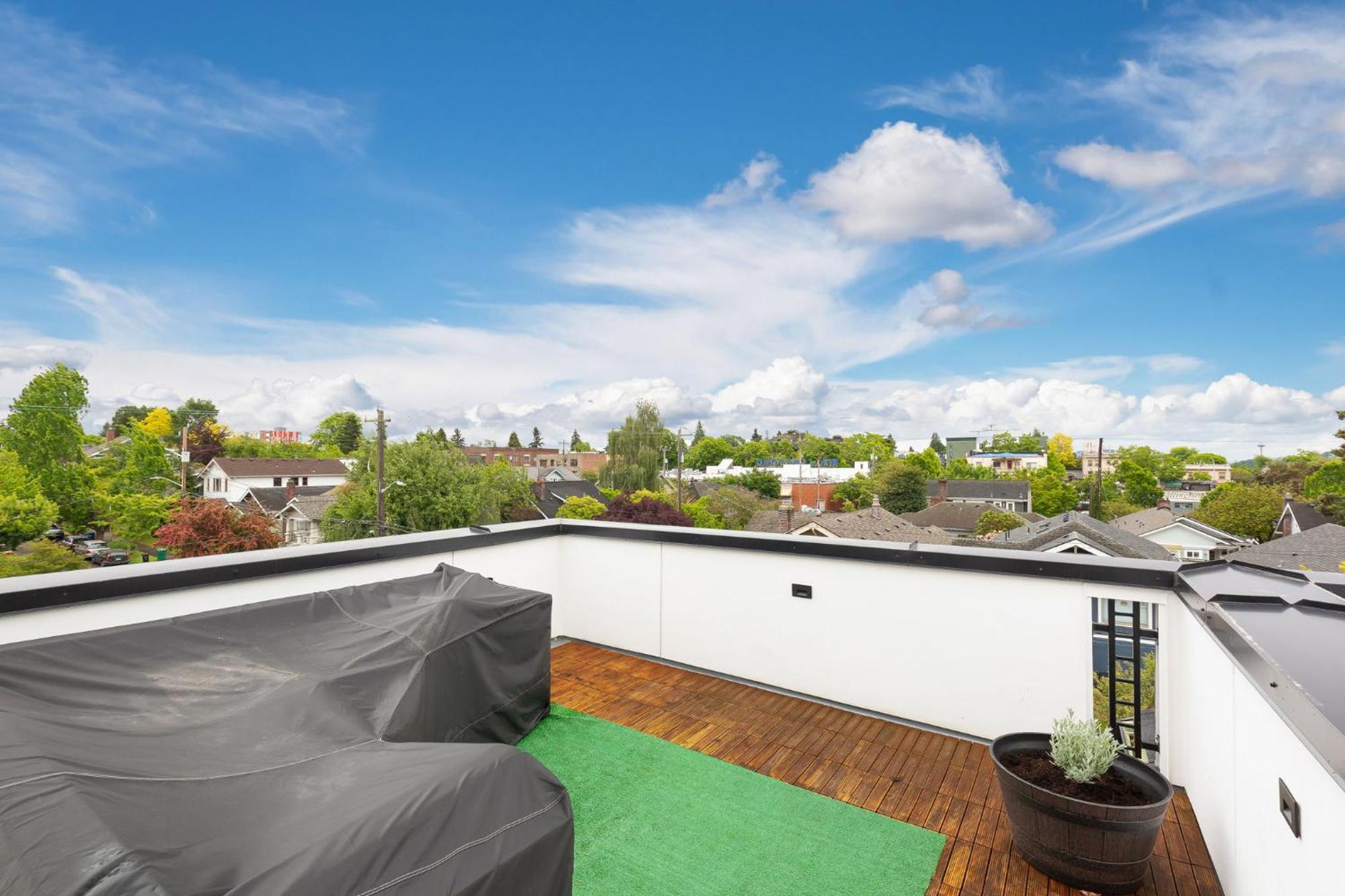 Stylish Townhouse Near Seattle Attractions Βίλα Εξωτερικό φωτογραφία
