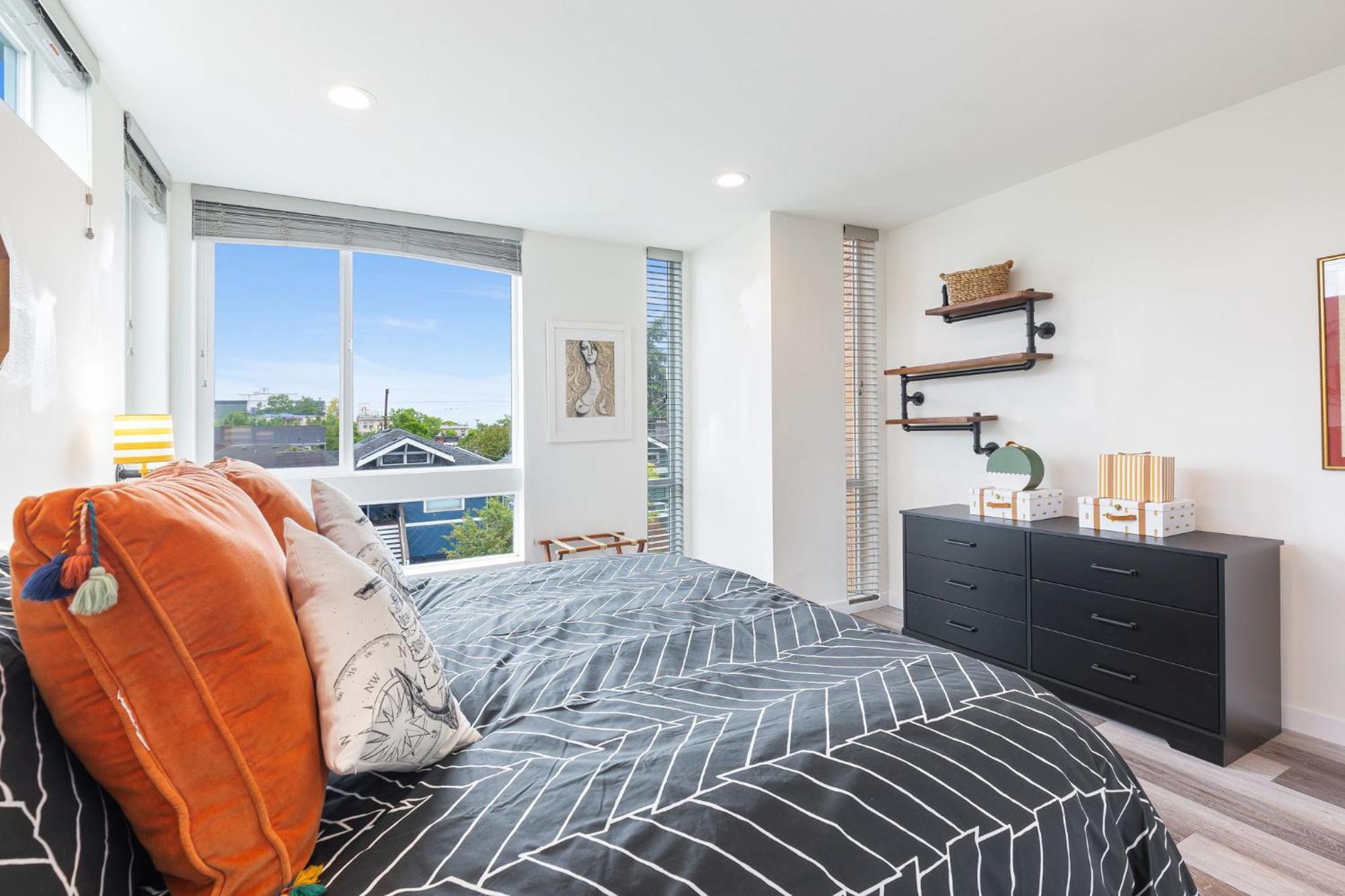 Stylish Townhouse Near Seattle Attractions Βίλα Εξωτερικό φωτογραφία